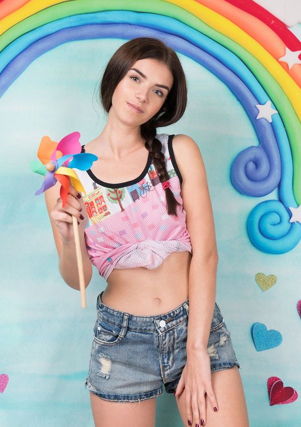 Анжела, 22
